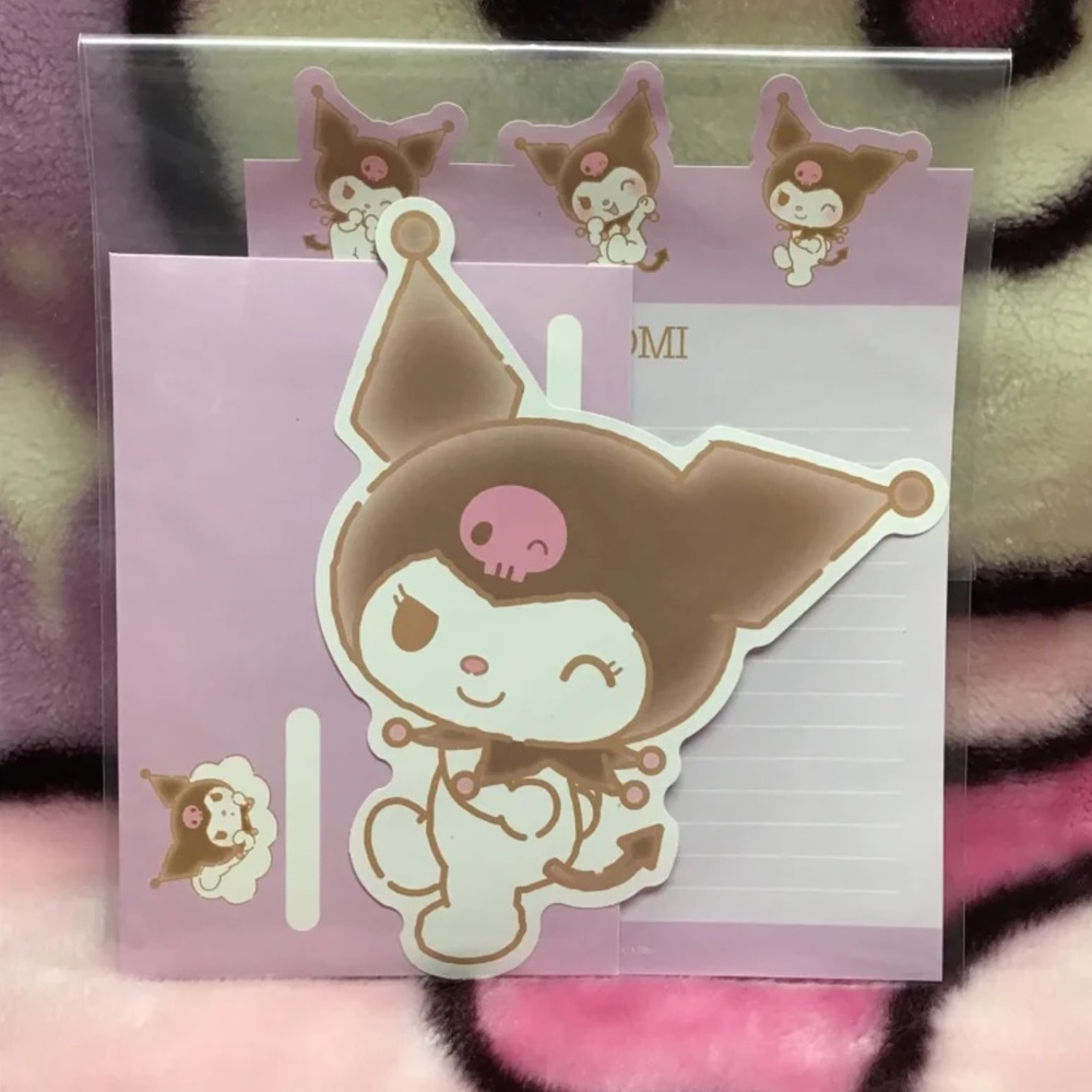 Kuromi stationery